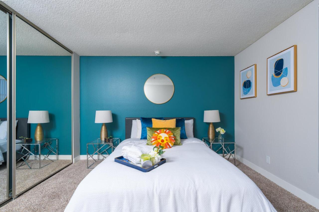 Universal Studios 8 Min Drive Two Bedroom Apartment With Free Parking Los Angeles Luaran gambar