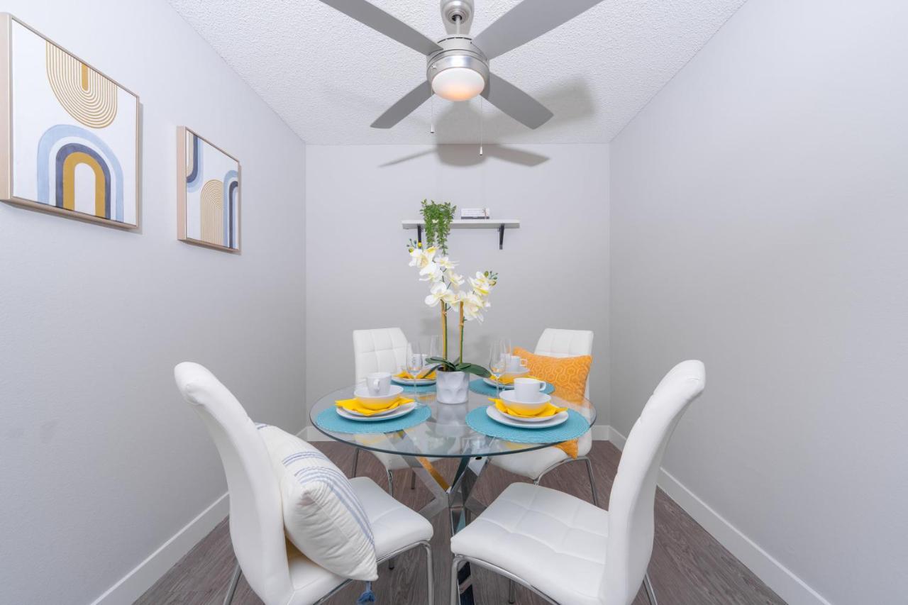 Universal Studios 8 Min Drive Two Bedroom Apartment With Free Parking Los Angeles Luaran gambar