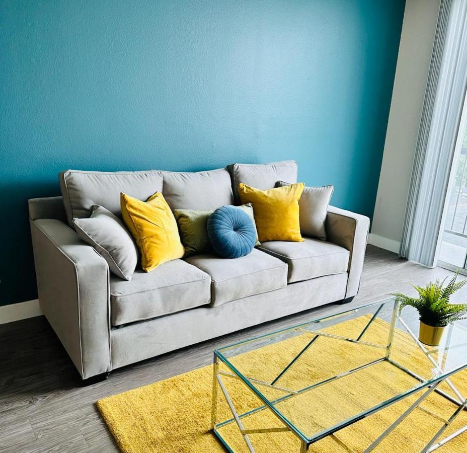Universal Studios 8 Min Drive Two Bedroom Apartment With Free Parking Los Angeles Luaran gambar